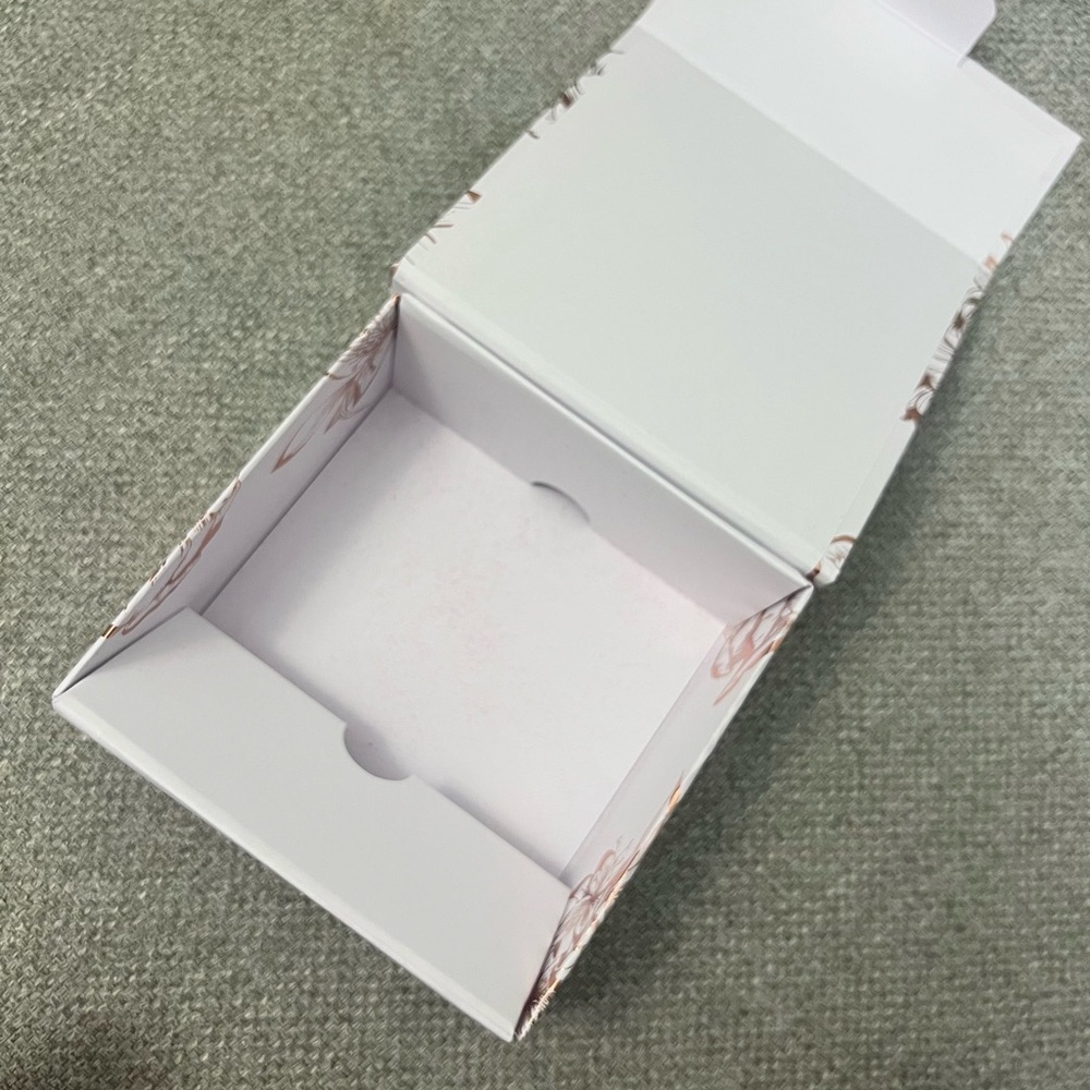Authentic Givenchy Box - Picture 4 of 5